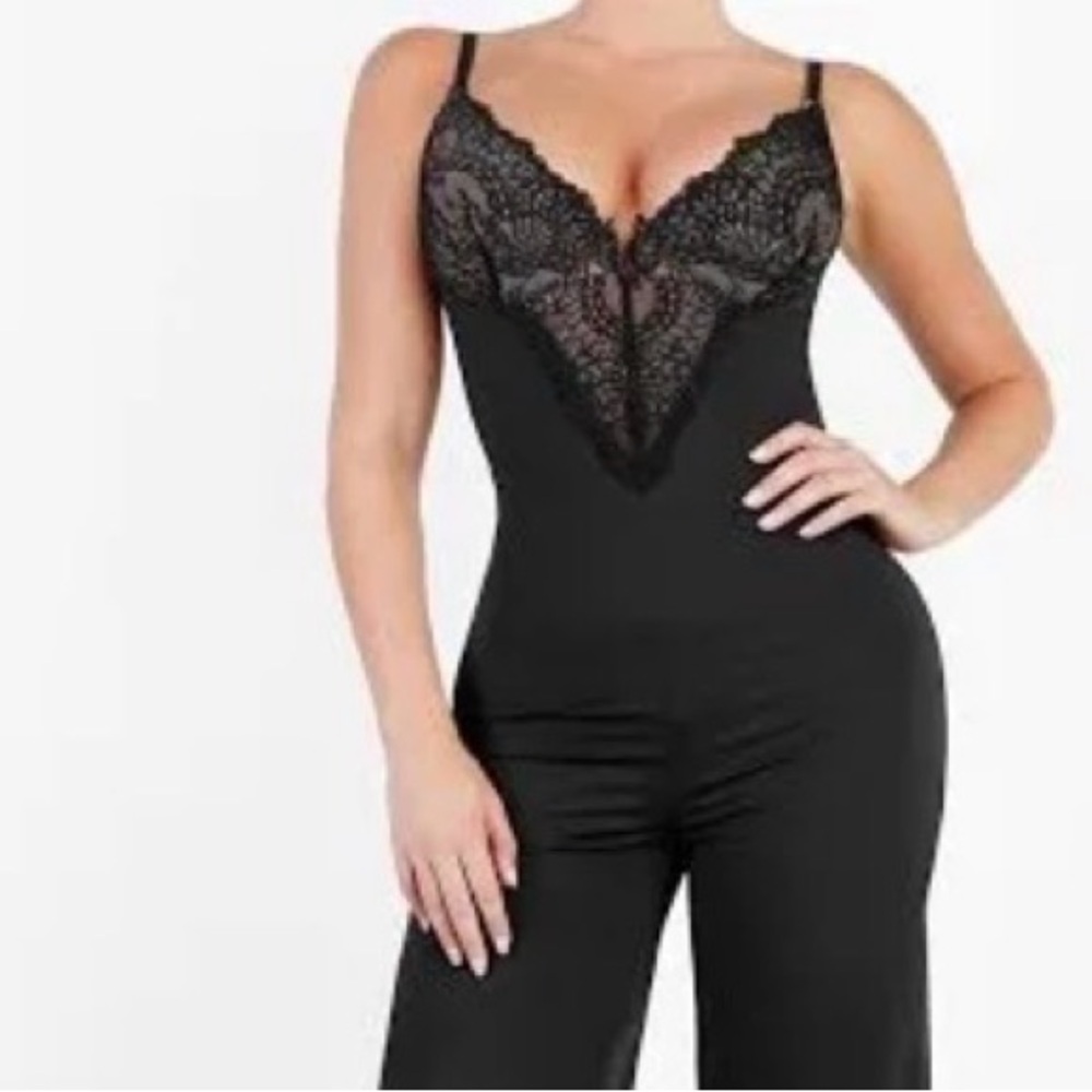 Popilush Shapewear Lace Deep V-Neck Sculpting Wide Leg Jumpsuit size Large